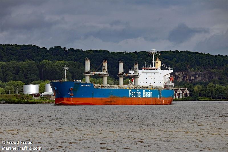 swan river (Bulk Carrier) - IMO 9302841, MMSI 477220600, Call Sign VRMD2 under the flag of Hong Kong