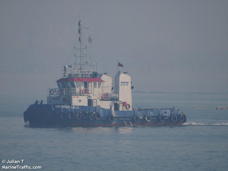 harbour libra (Tug) - IMO , MMSI 533855000 under the flag of Malaysia