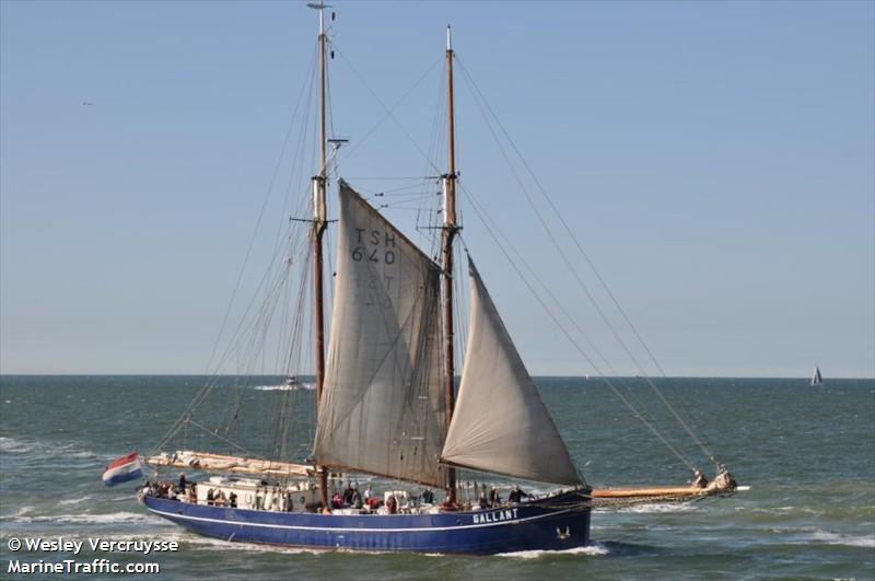 de gallant (Sailing vessel) - IMO , MMSI 577402000, Call Sign YJWJ6 under the flag of Vanuatu