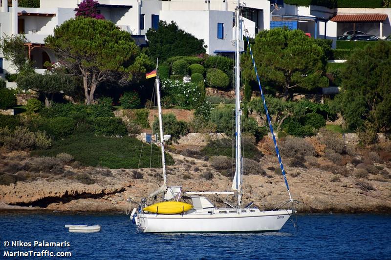 zora (Sailing vessel) - IMO , MMSI 211739230, Call Sign DK9224 under the flag of Germany