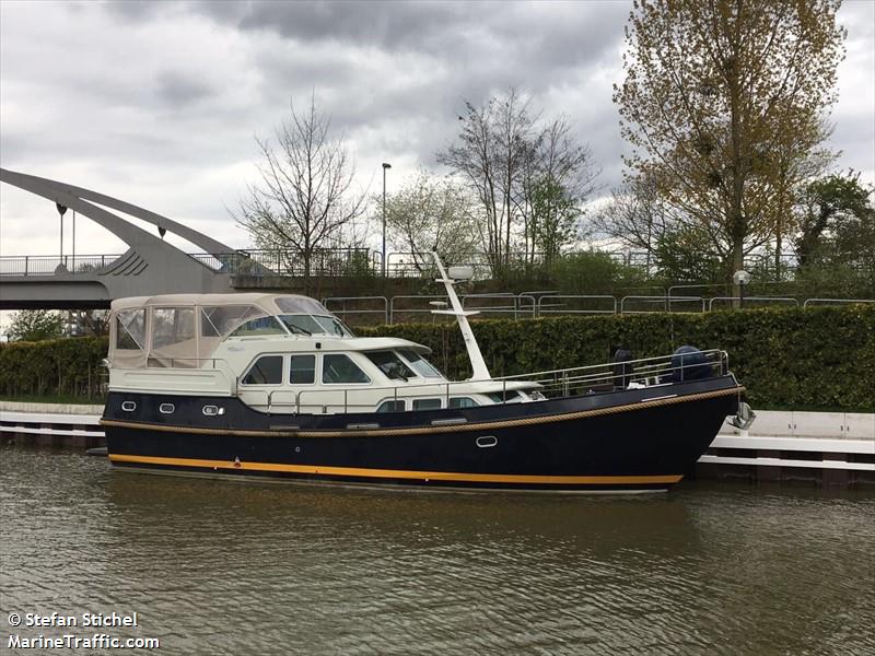 adagio (Pleasure craft) - IMO , MMSI 211219530, Call Sign DHAR2 under the flag of Germany