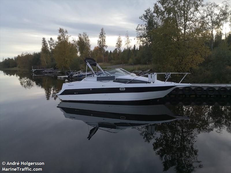 alexandra (Pleasure craft) - IMO , MMSI 265807290, Call Sign SF5587 under the flag of Sweden