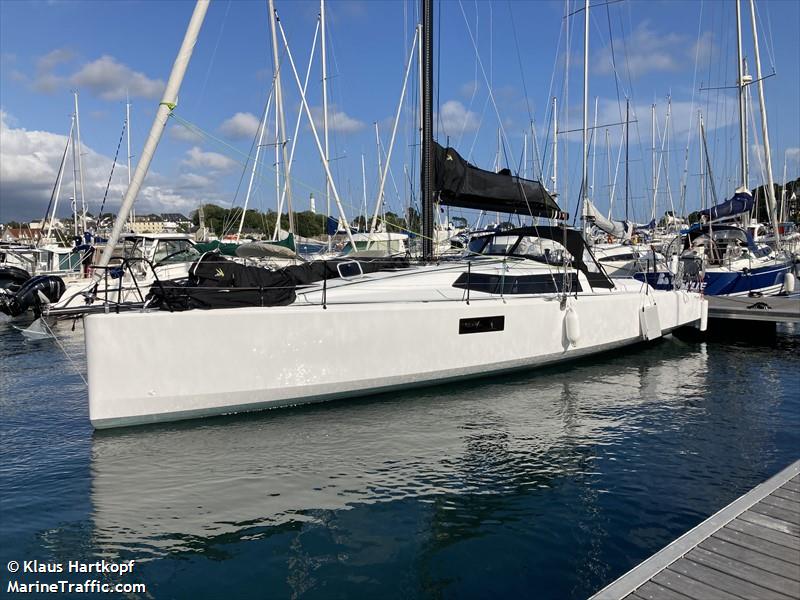 selkie - solo sailop (Sailing vessel) - IMO , MMSI 211420220, Call Sign DCUA2 under the flag of Germany