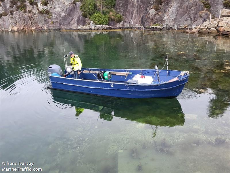 staris (Fishing vessel) - IMO , MMSI 257112060, Call Sign LF6910 under the flag of Norway