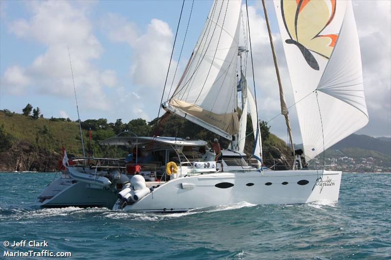 one papillon (-) - IMO , MMSI 316013228 under the flag of Canada