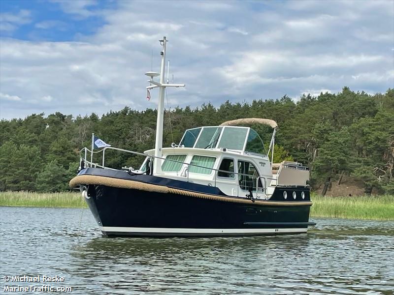 frida (Pleasure craft) - IMO , MMSI 211821580, Call Sign DJ9053 under the flag of Germany