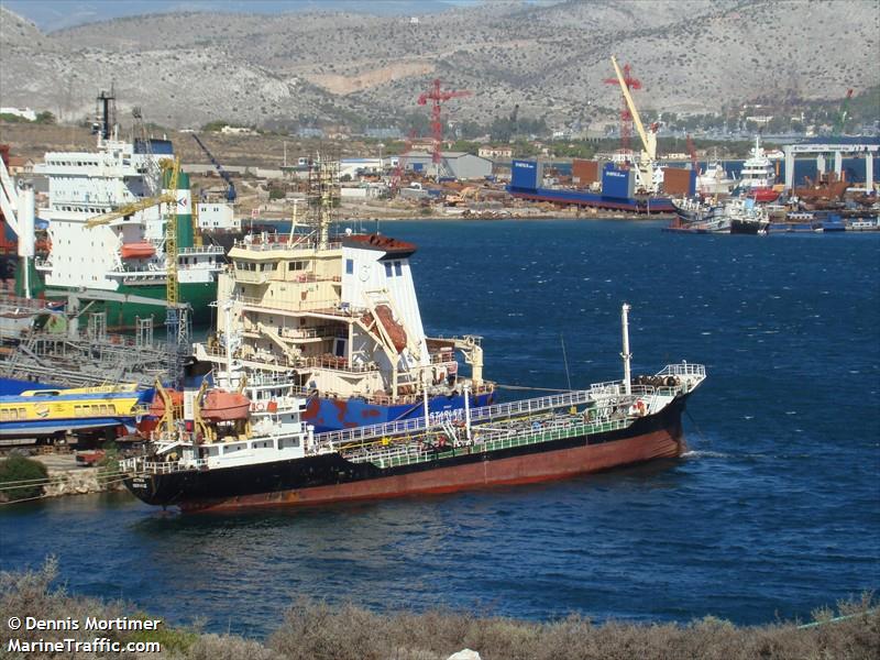 kolin-2 (Tanker) - IMO , MMSI 271043116, Call Sign TCUI4 under the flag of Turkey