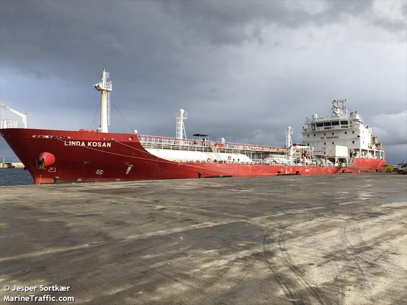 linda kosan (LPG Tanker) - IMO 9525209, MMSI 219048000, Call Sign OXSX2 under the flag of Denmark
