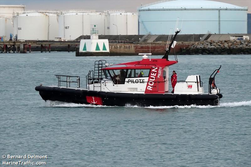 rouen pilot pelican (Pilot) - IMO , MMSI 227896490, Call Sign FAF8218 under the flag of France