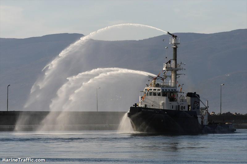 beli kamik (Tug) - IMO 7722102, MMSI 238230000, Call Sign 9A2638 under the flag of Croatia