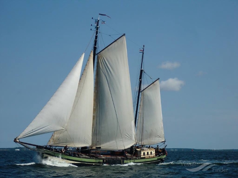 hoop doet leven (Passenger ship) - IMO , MMSI 244670420, Call Sign PC2473 under the flag of Netherlands