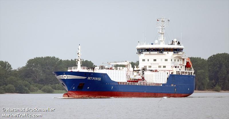 bit power (Bitumen Tanker) - IMO 9256432, MMSI 244944000, Call Sign PDSV under the flag of Netherlands