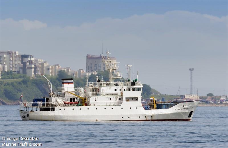 pavel gordienko (Research Vessel) - IMO 8422450, MMSI 273438900, Call Sign UHIQ under the flag of Russia