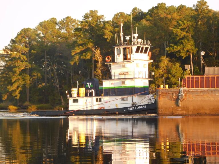 tug fred e adams (Supply Tender) - IMO 8971542, MMSI 367589540, Call Sign WDG9611 under the flag of United States (USA)