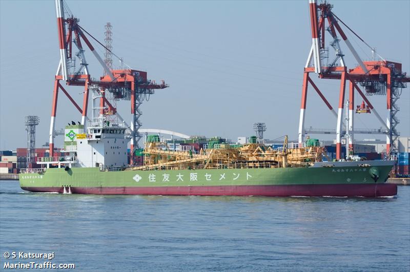 susaki maru (Cement Carrier) - IMO 9739135, MMSI 431006292, Call Sign JD3829 under the flag of Japan