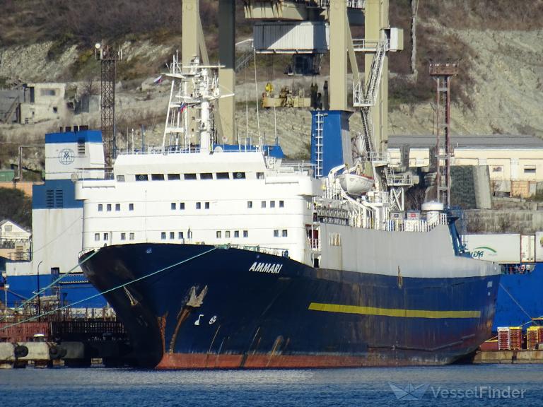 dada star (Passenger/Ro-Ro Cargo Ship) - IMO 7501613, MMSI 450534000, Call Sign ODSA under the flag of Lebanon