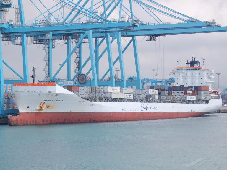 safmarine nyassa (Container Ship) - IMO 9356086, MMSI 477552300, Call Sign VRLA2 under the flag of Hong Kong