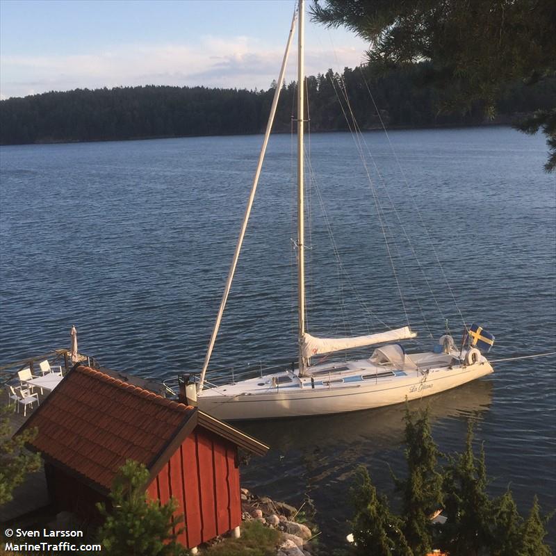 la gitana (Sailing vessel) - IMO , MMSI 265545610, Call Sign SB8498 under the flag of Sweden