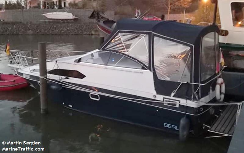 serenity (Pleasure craft) - IMO , MMSI 211438960, Call Sign DC2619 under the flag of Germany