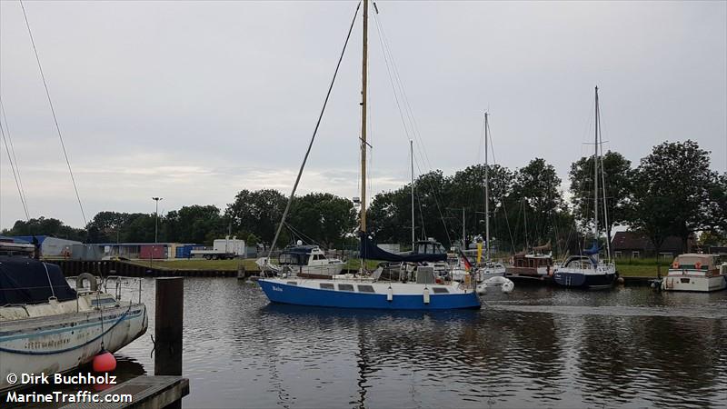balu (-) - IMO , MMSI 211648950, Call Sign DH5057 under the flag of Germany