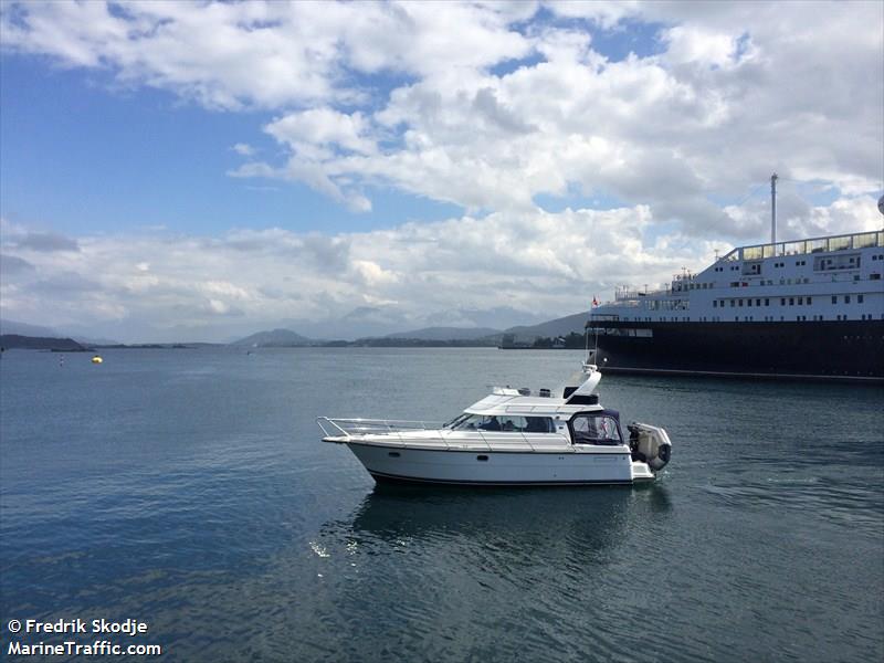 bris ii (Pleasure craft) - IMO , MMSI 258096060, Call Sign LG 5868 under the flag of Norway