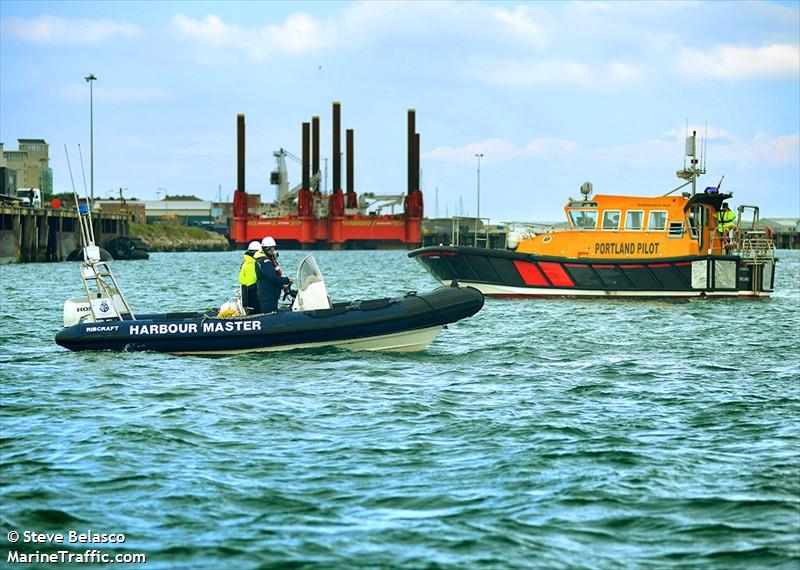 portland hbr master (Port tender) - IMO , MMSI 235087939, Call Sign 2ETD2 under the flag of United Kingdom (UK)