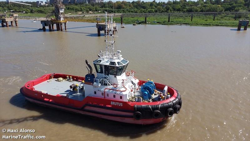 brutus (Tug) - IMO , MMSI 701006670, Call Sign LW3290 under the flag of Argentina