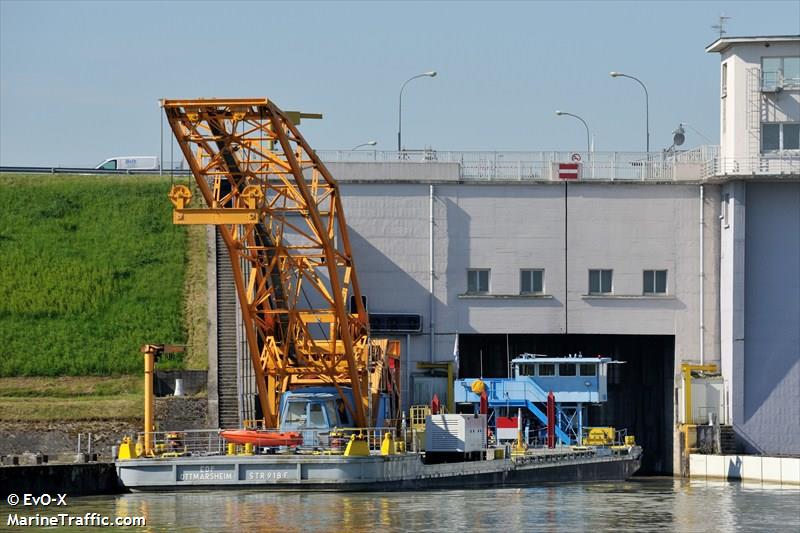 le bertrand (-) - IMO , MMSI 226006250, Call Sign FM2997 under the flag of France