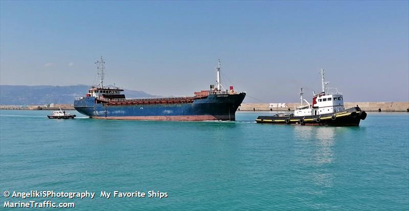 happy wolf (General Cargo Ship) - IMO 8207410, MMSI 214182805, Call Sign ER2805 under the flag of Moldova