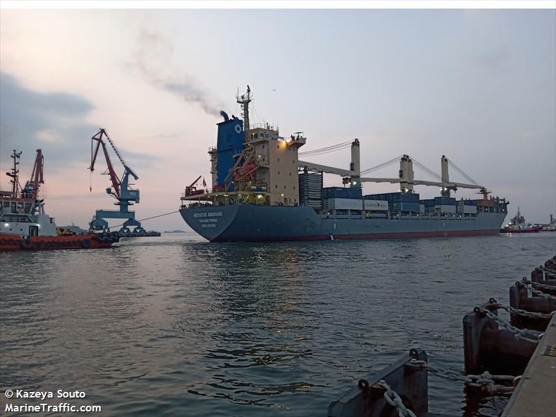 meratus amurang (General Cargo Ship) - IMO 9262962, MMSI 525125031, Call Sign YDMA2 under the flag of Indonesia