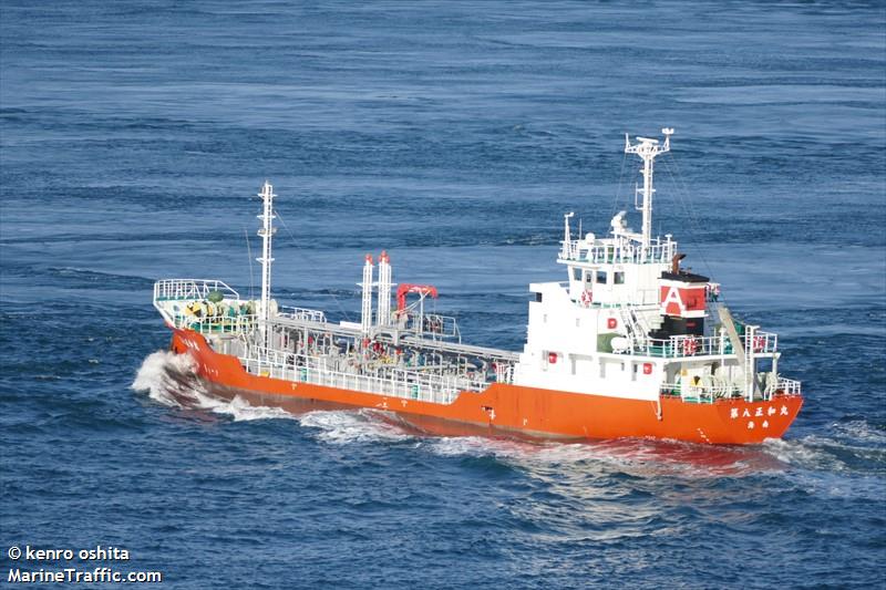 8 showa maru (Tanker) - IMO , MMSI 431012426, Call Sign JD4492 under the flag of Japan
