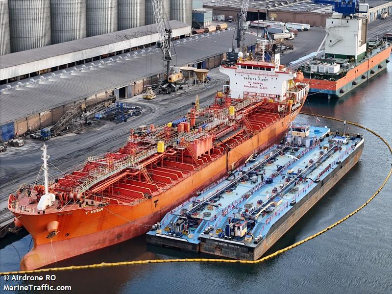 t vega (Chemical/Oil Products Tanker) - IMO 9323766, MMSI 636021007, Call Sign 5LBU4 under the flag of Liberia