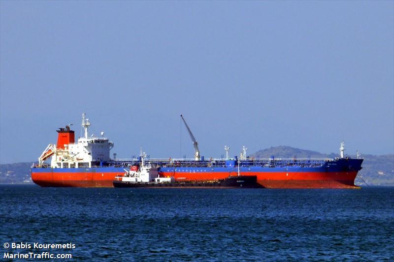red opal (Chemical/Oil Products Tanker) - IMO 9381512, MMSI 215270000, Call Sign 9HA5032 under the flag of Malta