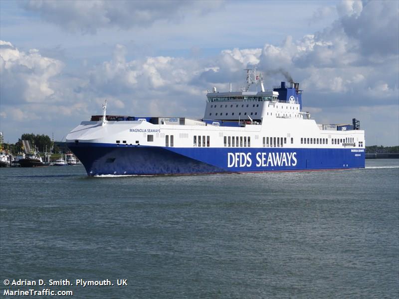 magnolia seaways (Ro-Ro Cargo Ship) - IMO 9259496, MMSI 219455000, Call Sign OWKY2 under the flag of Denmark