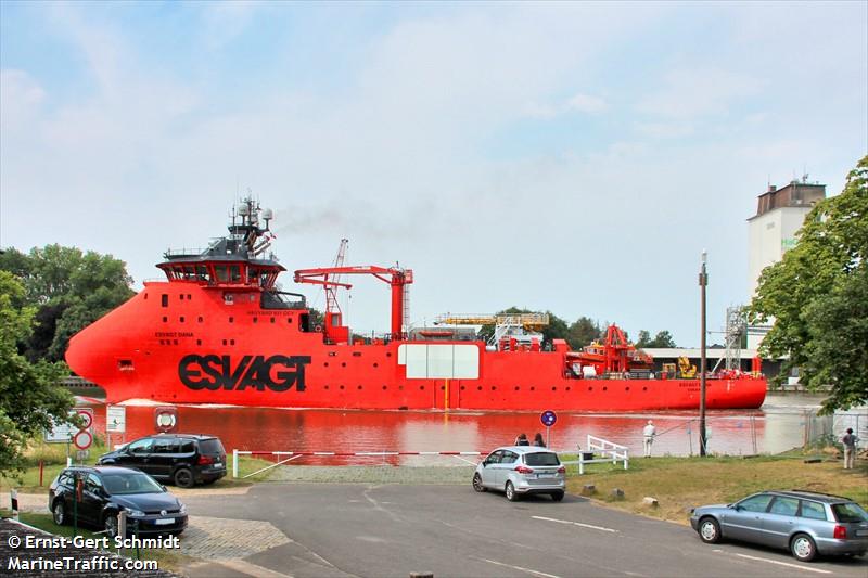 esvagt dana (Work/Repair Vessel) - IMO 9787467, MMSI 219786000, Call Sign OWGN2 under the flag of Denmark