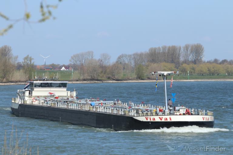 via vai (WIG) - IMO , MMSI 244670899, Call Sign PD3365 under the flag of Netherlands