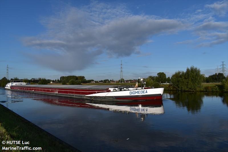 diomedea (Cargo ship) - IMO , MMSI 244750151, Call Sign PD3358 under the flag of Netherlands