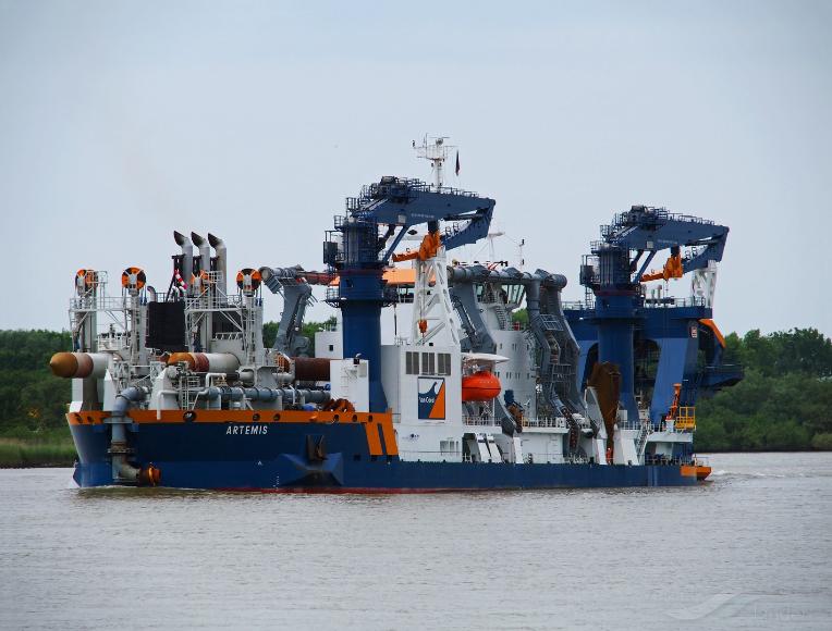 artemis (Dredger) - IMO 9613795, MMSI 246864000, Call Sign PCOE under the flag of Netherlands