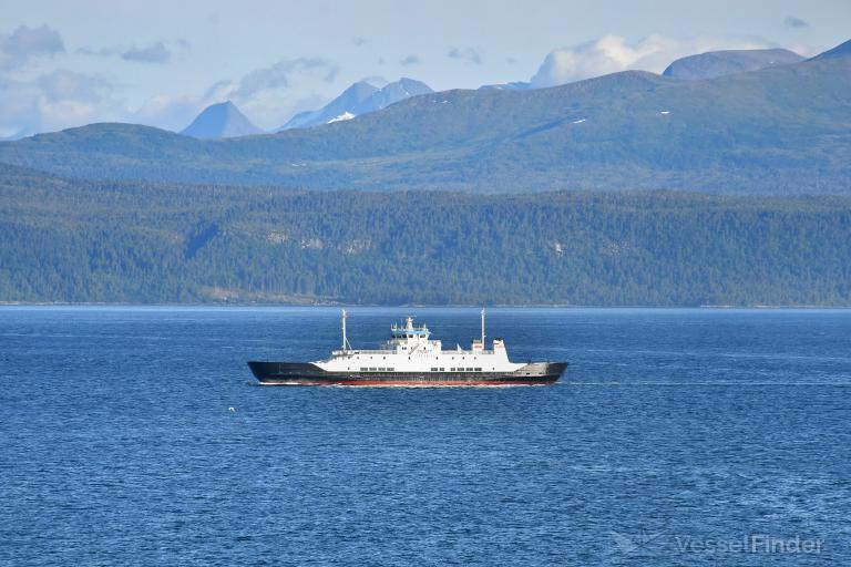 ivar aasen (Passenger/Ro-Ro Cargo Ship) - IMO 9156943, MMSI 257429900, Call Sign LIRB under the flag of Norway