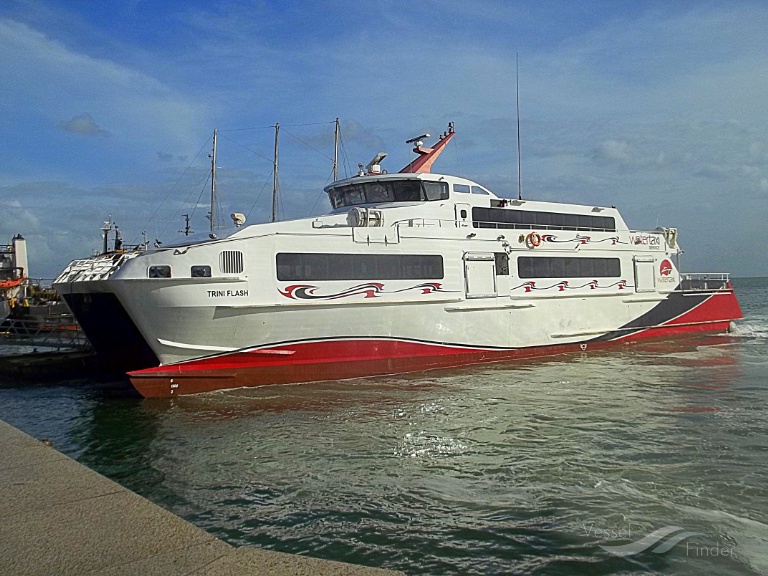 trini flash (Passenger Ship) - IMO 9582130, MMSI 362064000, Call Sign 9YHS under the flag of Trinidad & Tobago