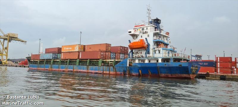 mv cahaya nelly (General Cargo Ship) - IMO 8793914, MMSI 525100705, Call Sign YBVN under the flag of Indonesia