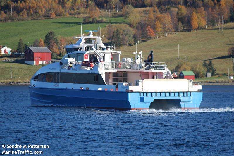 hollendaren (Passenger/Ro-Ro Cargo Ship) - IMO 9919307, MMSI 259004130, Call Sign LGMV under the flag of Norway