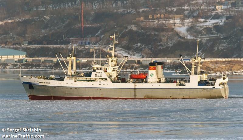 ministr ishkov (Fish Factory Ship) - IMO 8721105, MMSI 273898800, Call Sign UDNJ under the flag of Russia