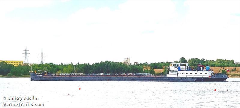 berezniki (Cargo ship) - IMO , MMSI 273367560 under the flag of Russia
