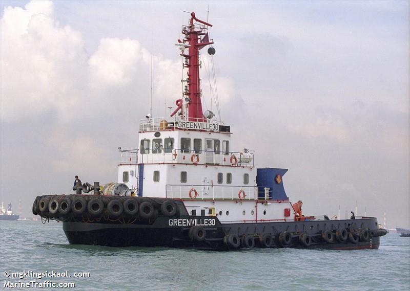 titan two (Tug) - IMO 8888549, MMSI 616475000, Call Sign D6DK7 under the flag of Comoros