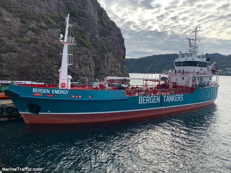 bergen energy (Bunkering Tanker) - IMO 8827052, MMSI 258018390, Call Sign LGZU under the flag of Norway