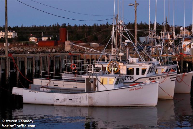 east bay no.1 (Fishing vessel) - IMO , MMSI 316006938 under the flag of Canada