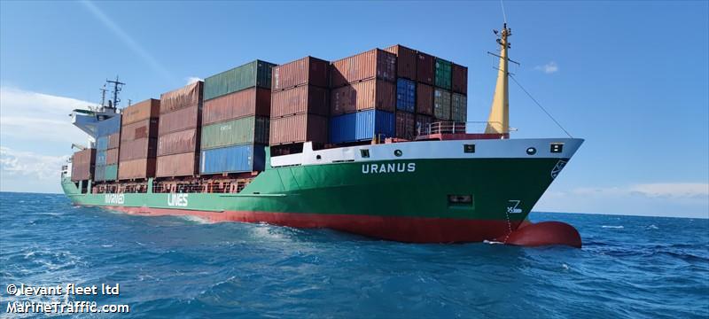 uranus (Container Ship) - IMO 9053919, MMSI 341257000, Call Sign   V4NI4 under the flag of St Kitts & Nevis
