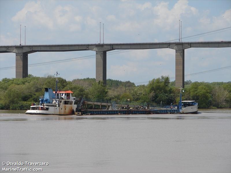 d. ana g (Dredging or UW ops) - IMO , MMSI 701006302, Call Sign LW4641 under the flag of Argentina