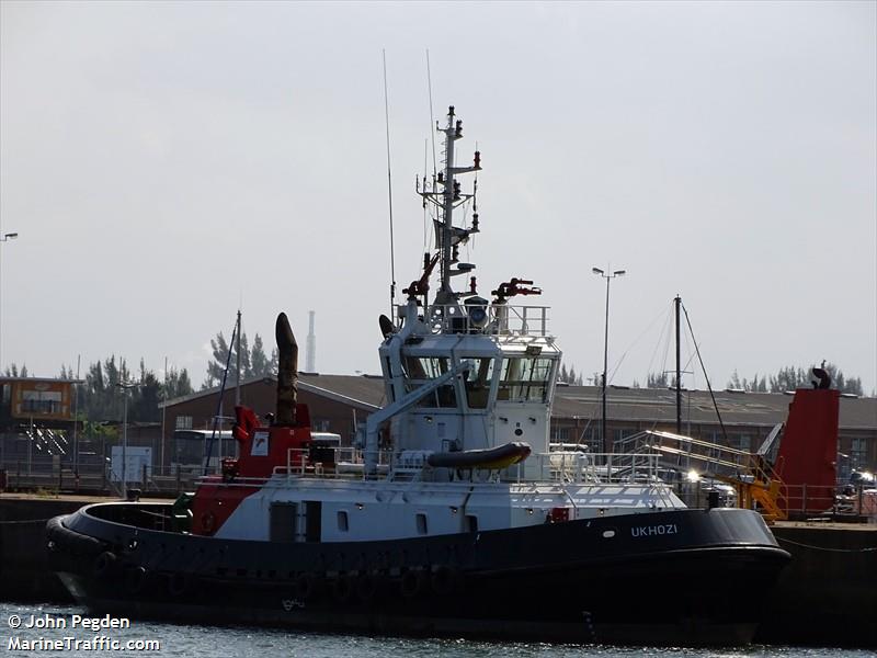 ukhozi (Tug) - IMO , MMSI 601305800, Call Sign ZS 2449 under the flag of South Africa